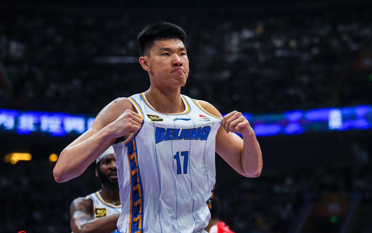 乐鱼在线-离不开周琦！北京水货中锋4中0，差点接班易建联，顶薪还剩1年