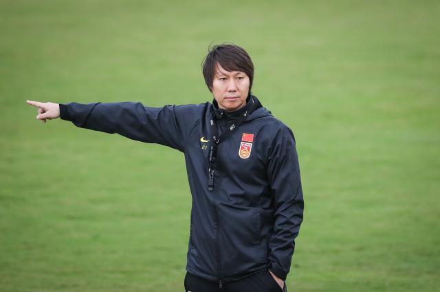 乐鱼官网-专访李铁④：团队精神是最大收获 早为12强赛做准备